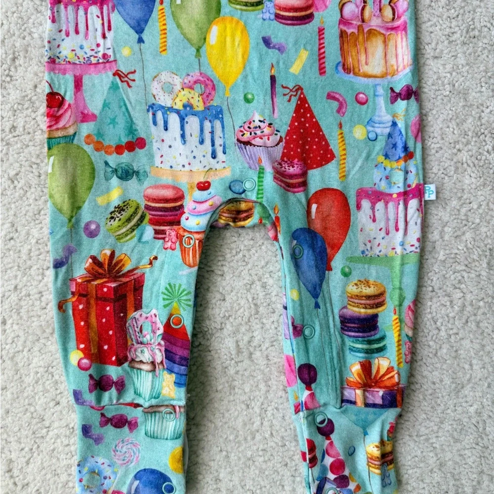 Posh Peanut Short Sleeve “Happy Birthday” Snap Closure Bodysuit - Picture 2 of 10